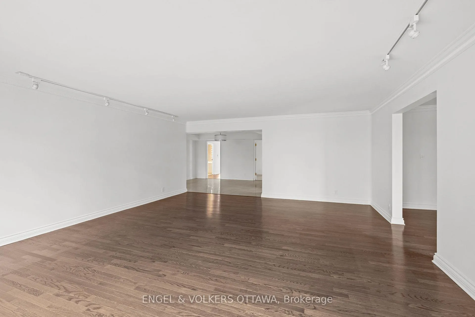 Photo 98 of Unit 406, 111 Echo Drive, Ottawa, Ottawa East — HOMEH