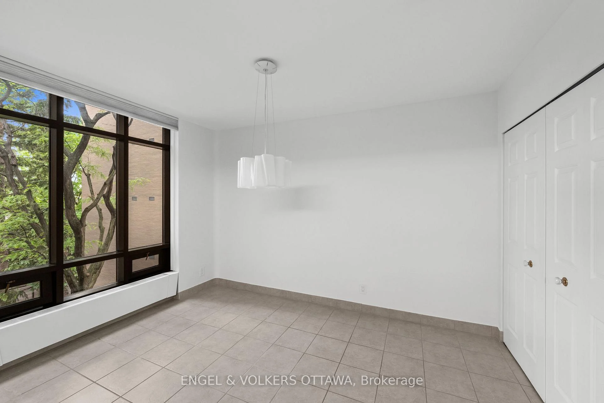 Photo 16 of Unit 406, 111 Echo Drive, Ottawa, Ottawa East — HOMEH