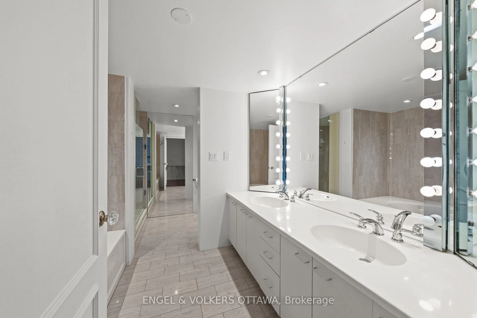 Photo 22 of Unit 406, 111 Echo Drive, Ottawa, Ottawa East — HOMEH