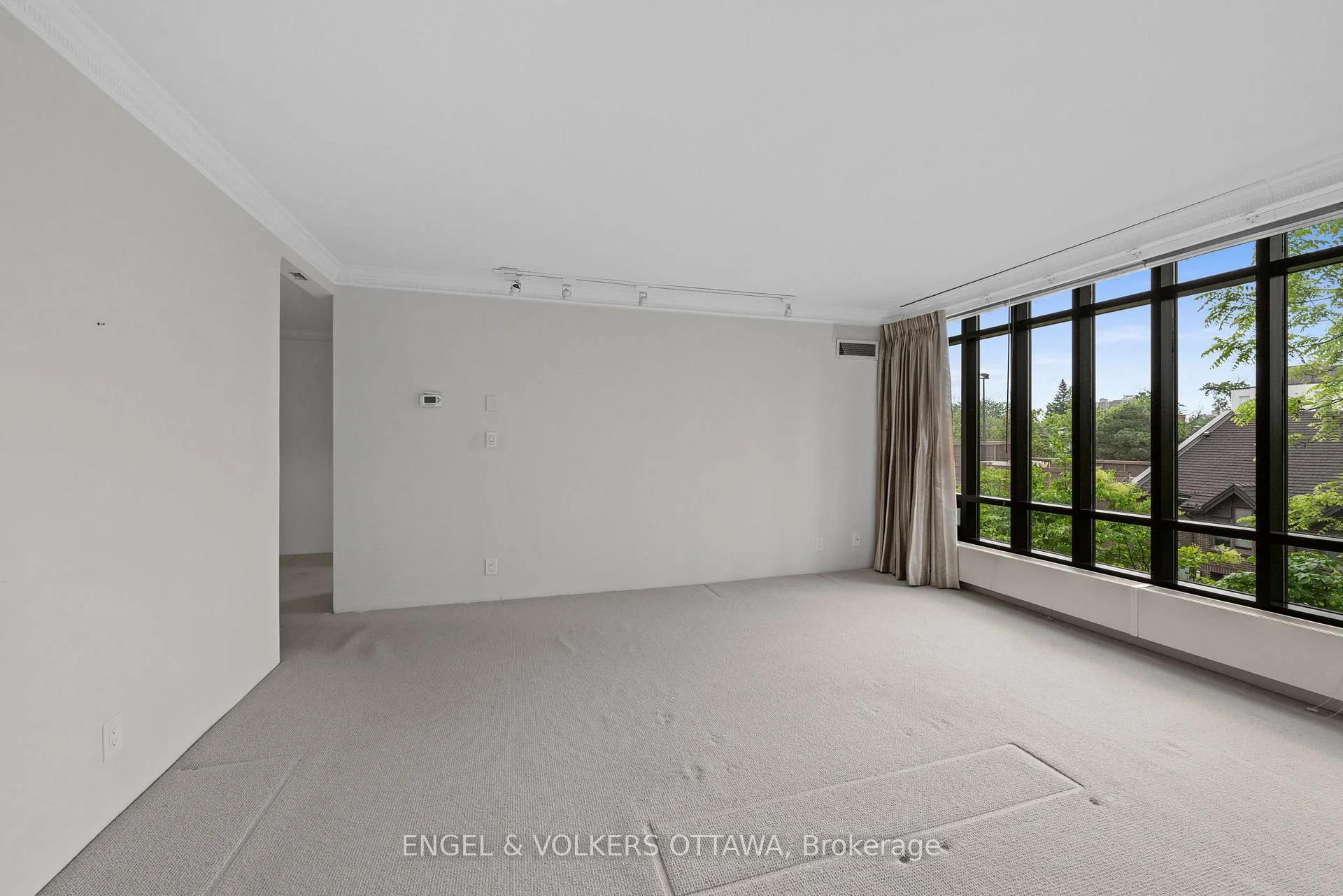 Photo 25 of Unit 406, 111 Echo Drive, Ottawa, Ottawa East — HOMEH