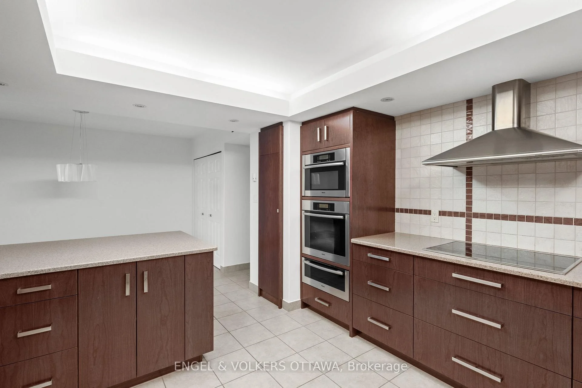 Photo 52 of Unit 406, 111 Echo Drive, Ottawa, Ottawa East — HOMEH