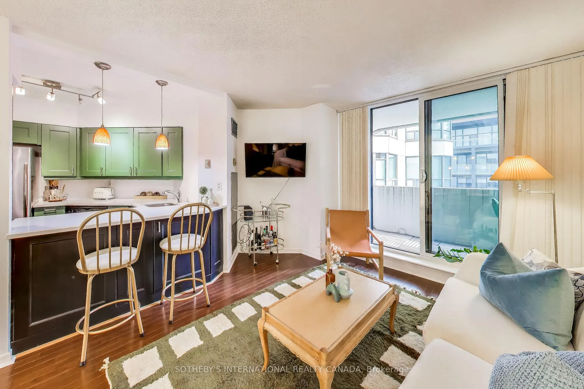 Photo 4 of Unit 607, 25 Maitland Street, Toronto, Church-Yonge Corridor — HOMEH