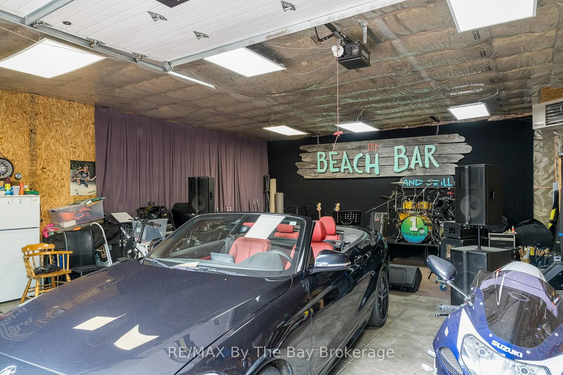 Photo 32 of 10 Birchwood Trail, Wasaga Beach — HOMEH