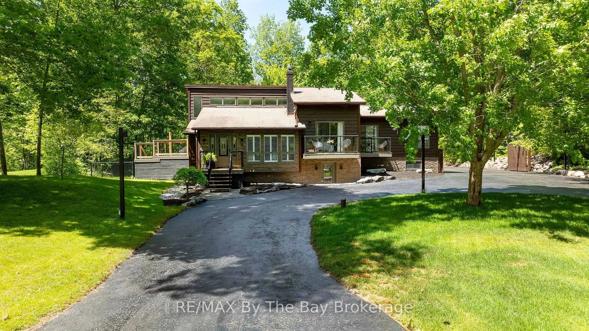 Photo 41 of 10 Birchwood Trail, Wasaga Beach — HOMEH