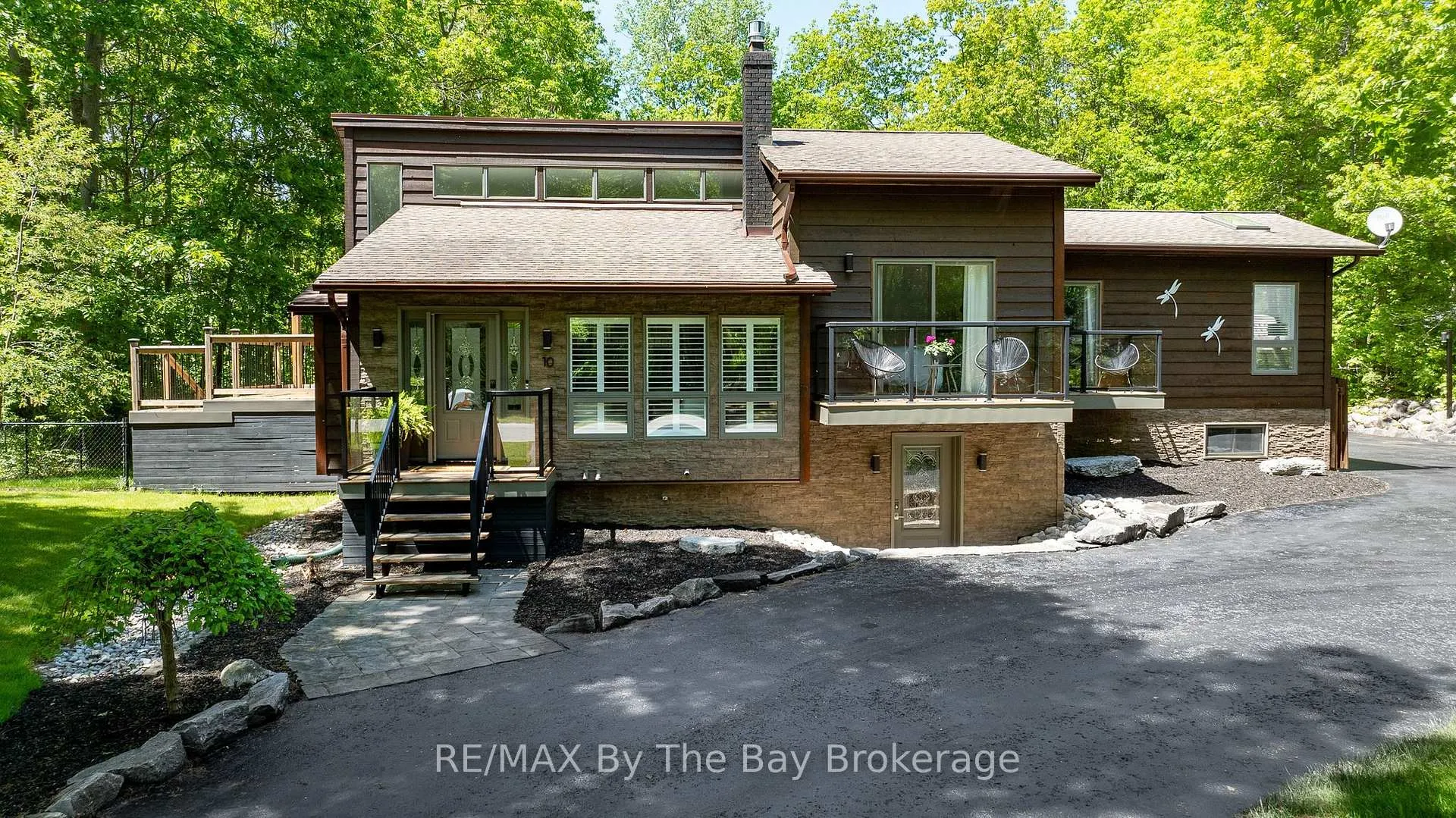 Photo 42 of 10 Birchwood Trail, Wasaga Beach — HOMEH