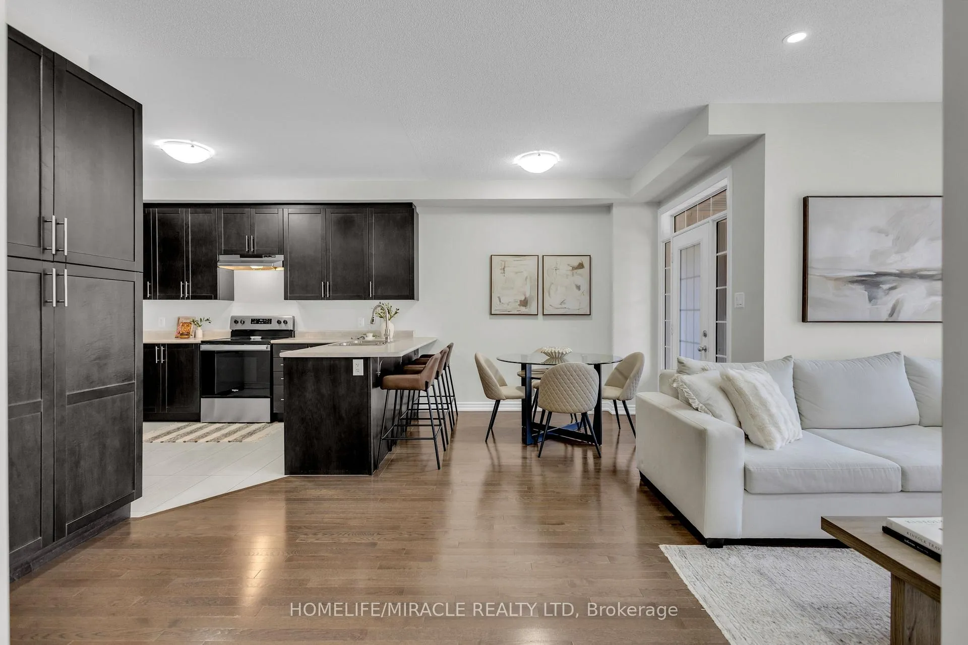 Photo 9 of 7 Haymarket Drive, Brampton, Northwest Brampton — HOMEH