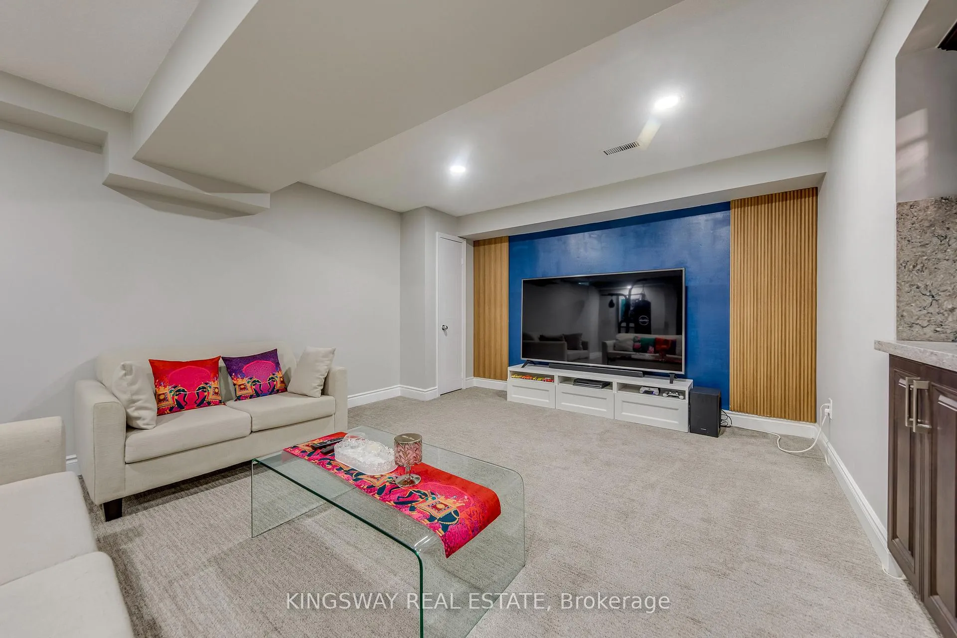 Photo 36 of 1725 The Chase Road, Mississauga, Central Erin Mills — HOMEH