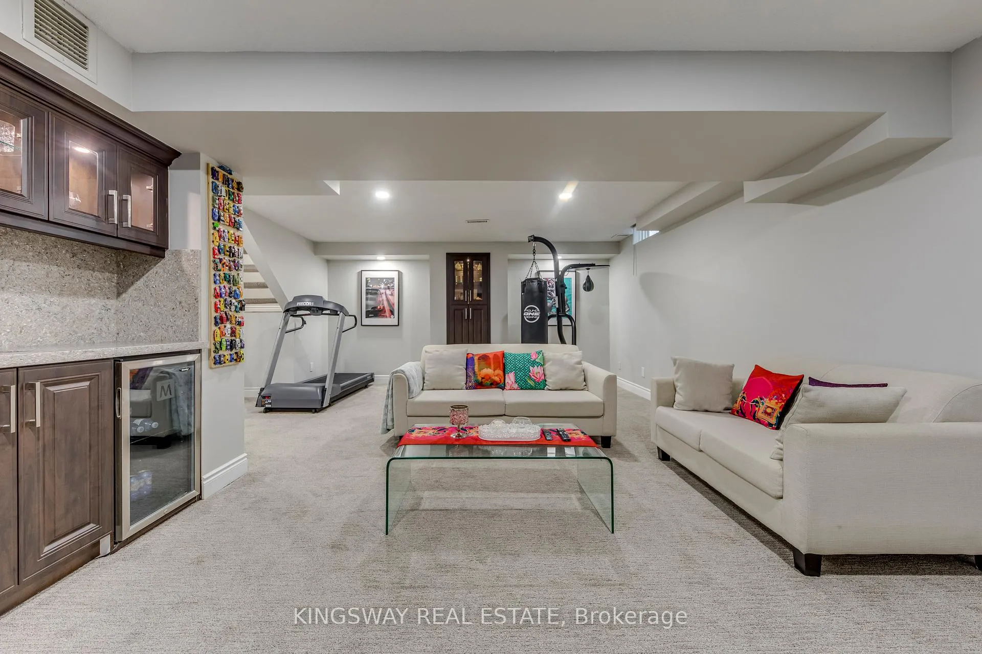 Photo 37 of 1725 The Chase Road, Mississauga, Central Erin Mills — HOMEH