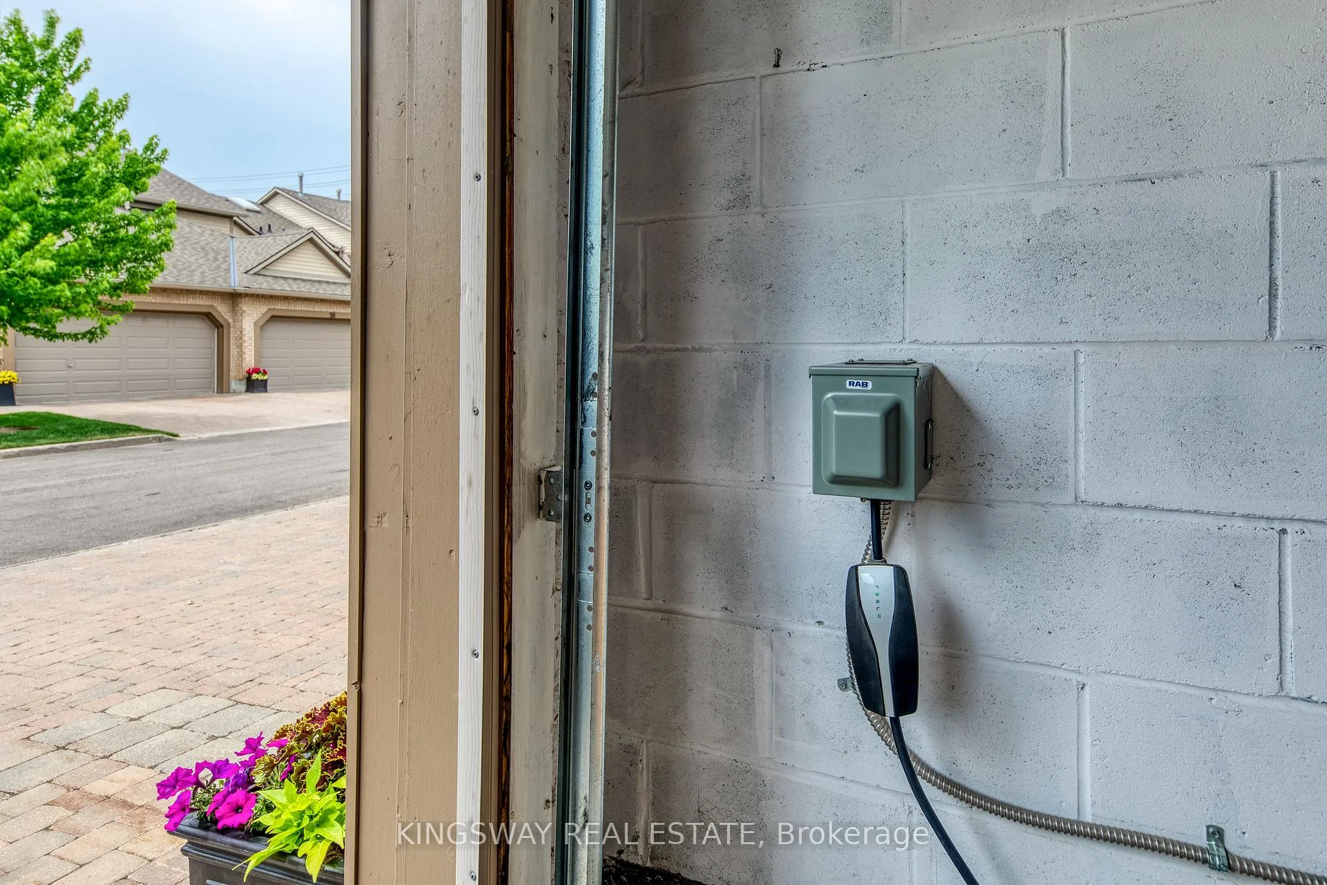 Photo 43 of 1725 The Chase Road, Mississauga, Central Erin Mills — HOMEH