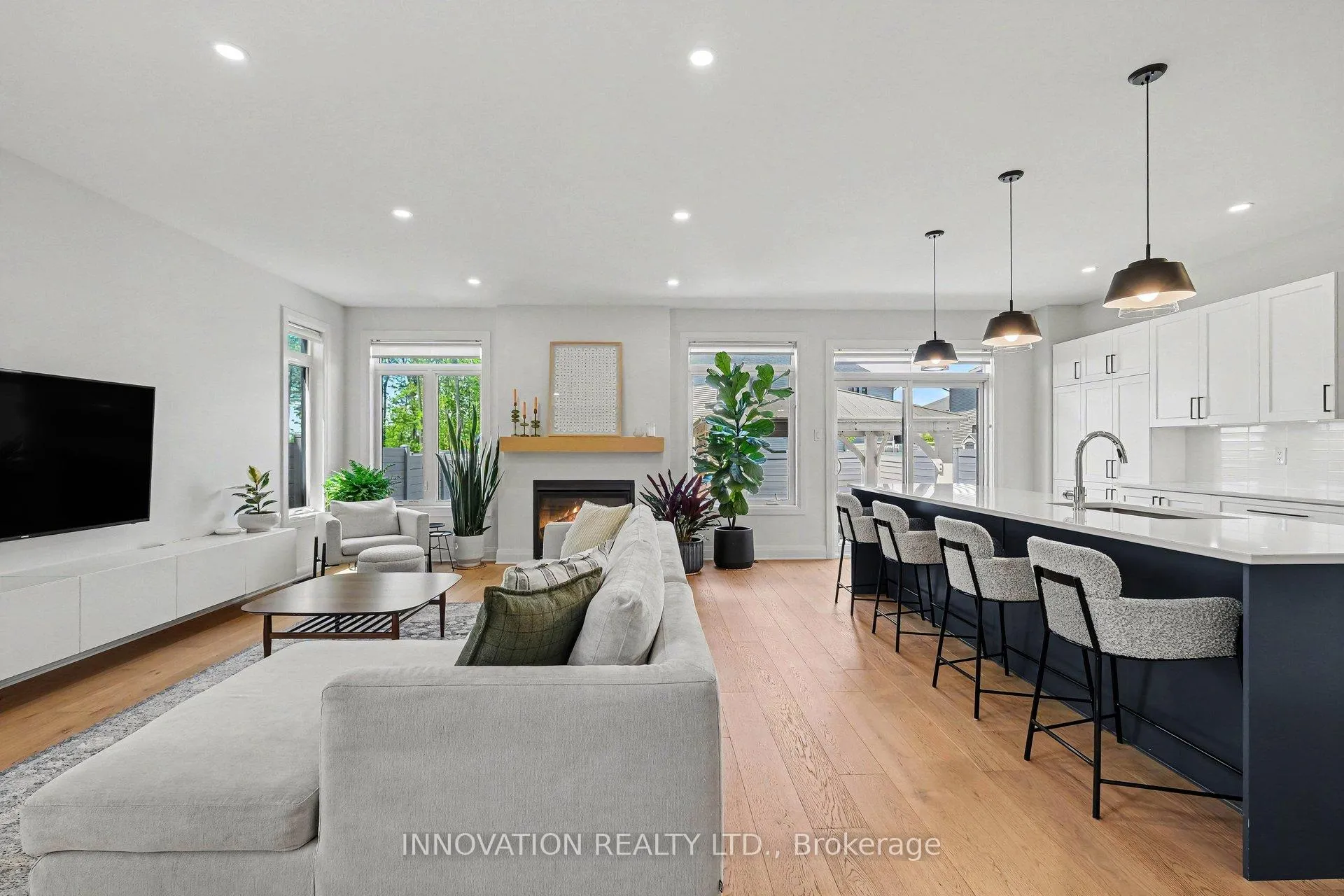 Photo 10 of 957 Atrium Ridge, Ottawa, Riverside South/Gloucester Glen — HOMEH