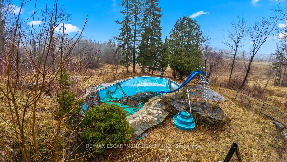 Photo 10 of 345 Mountain Brow Road, Hamilton, Waterdown — HOMEH