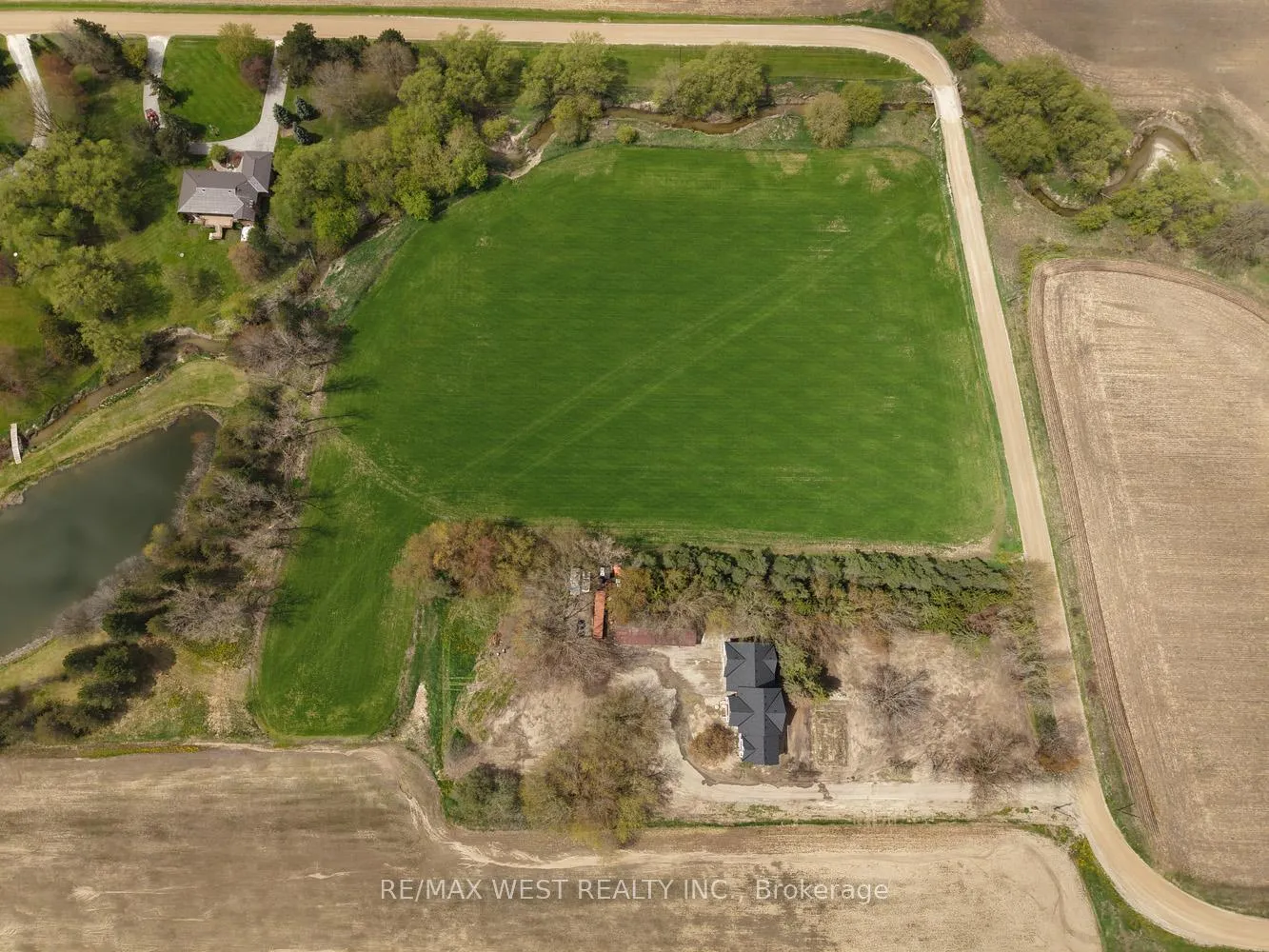 Photo 15 of 4535 Sideroad 20, New Tecumseth, Rural New Tecumseth — HOMEH