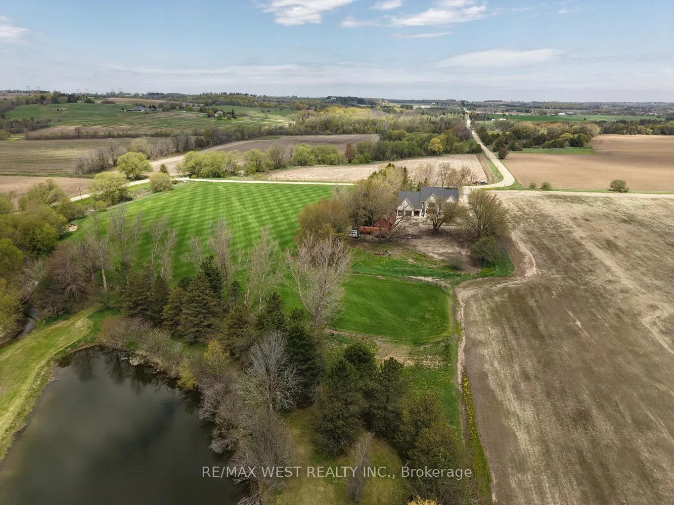 Photo 17 of 4535 Sideroad 20, New Tecumseth, Rural New Tecumseth — HOMEH