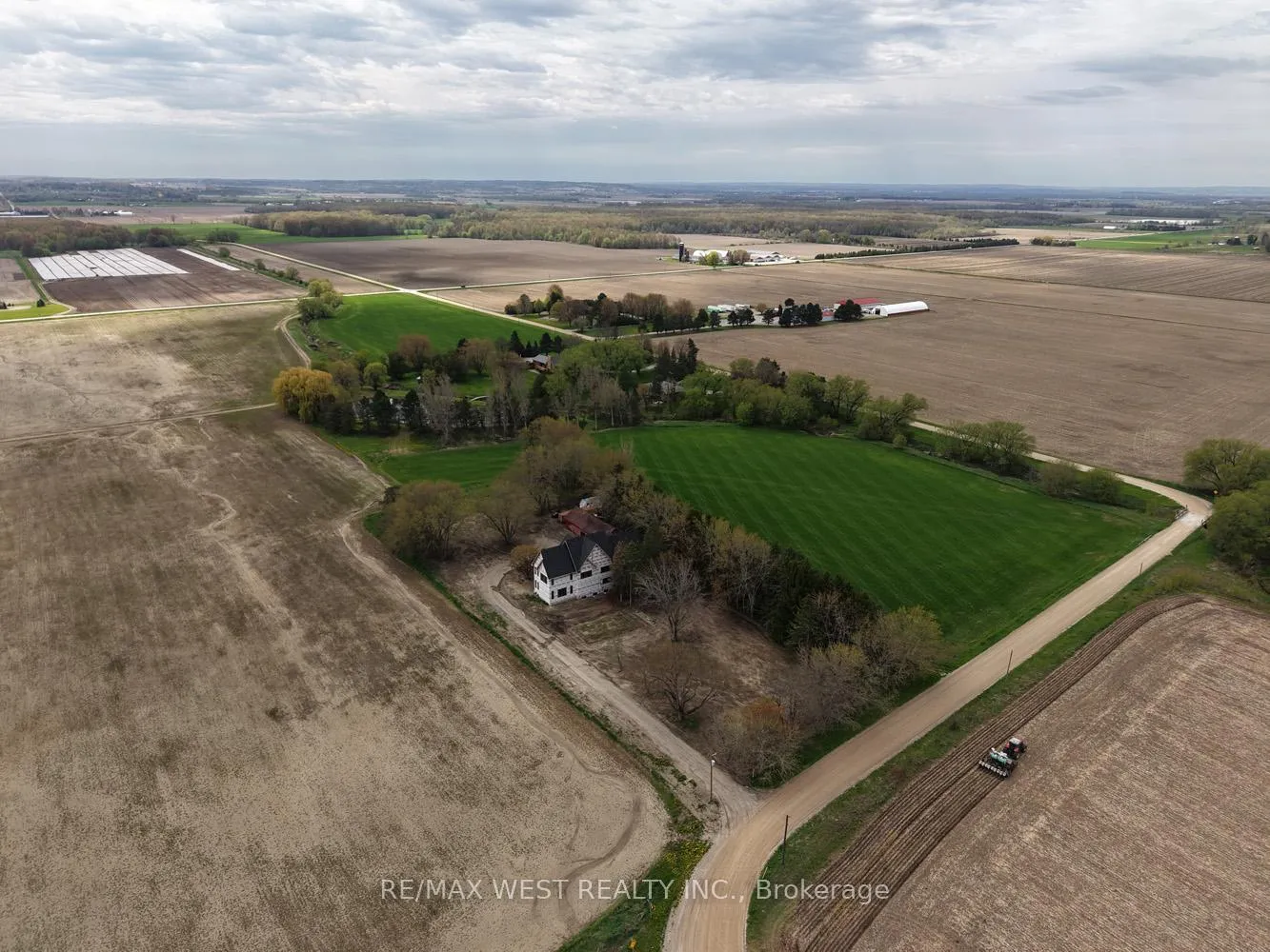 Photo 18 of 4535 Sideroad 20, New Tecumseth, Rural New Tecumseth — HOMEH