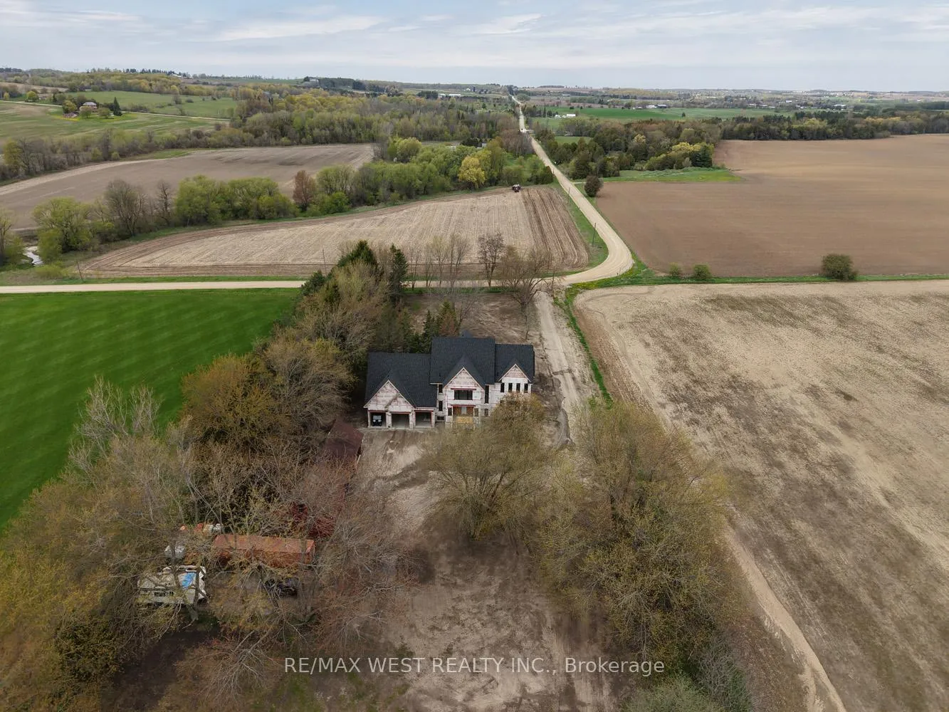 Photo 50 of 4535 Sideroad 20, New Tecumseth, Rural New Tecumseth — HOMEH