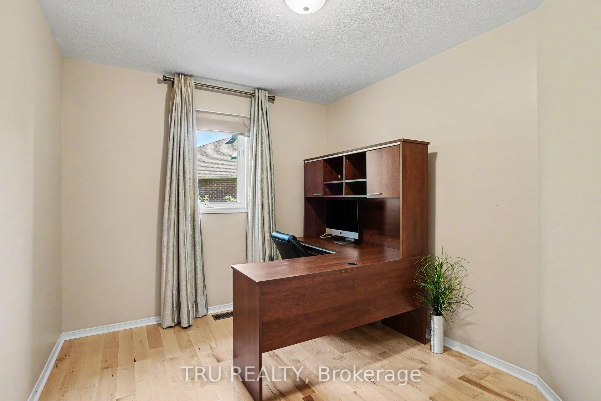 Photo 25 of 40 Cimarron Crescent, Ottawa, Centrepointe — HOMEH