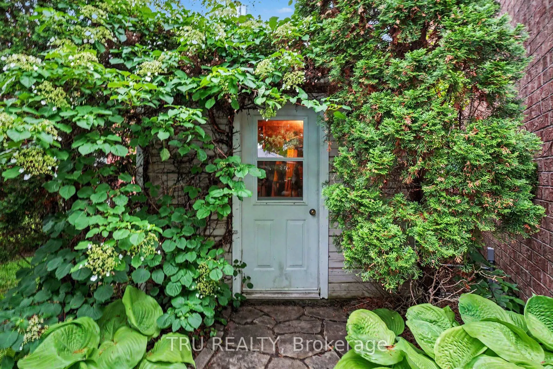 Photo 37 of 40 Cimarron Crescent, Ottawa, Centrepointe — HOMEH