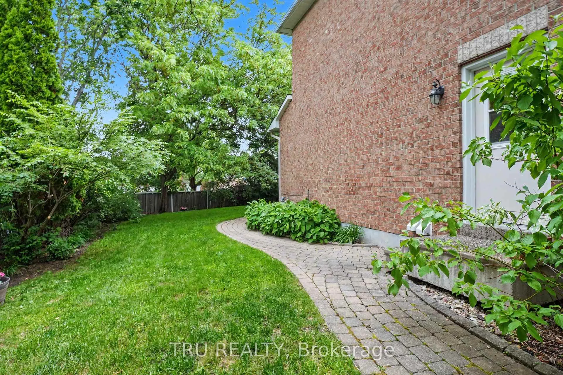 Photo 41 of 40 Cimarron Crescent, Ottawa, Centrepointe — HOMEH