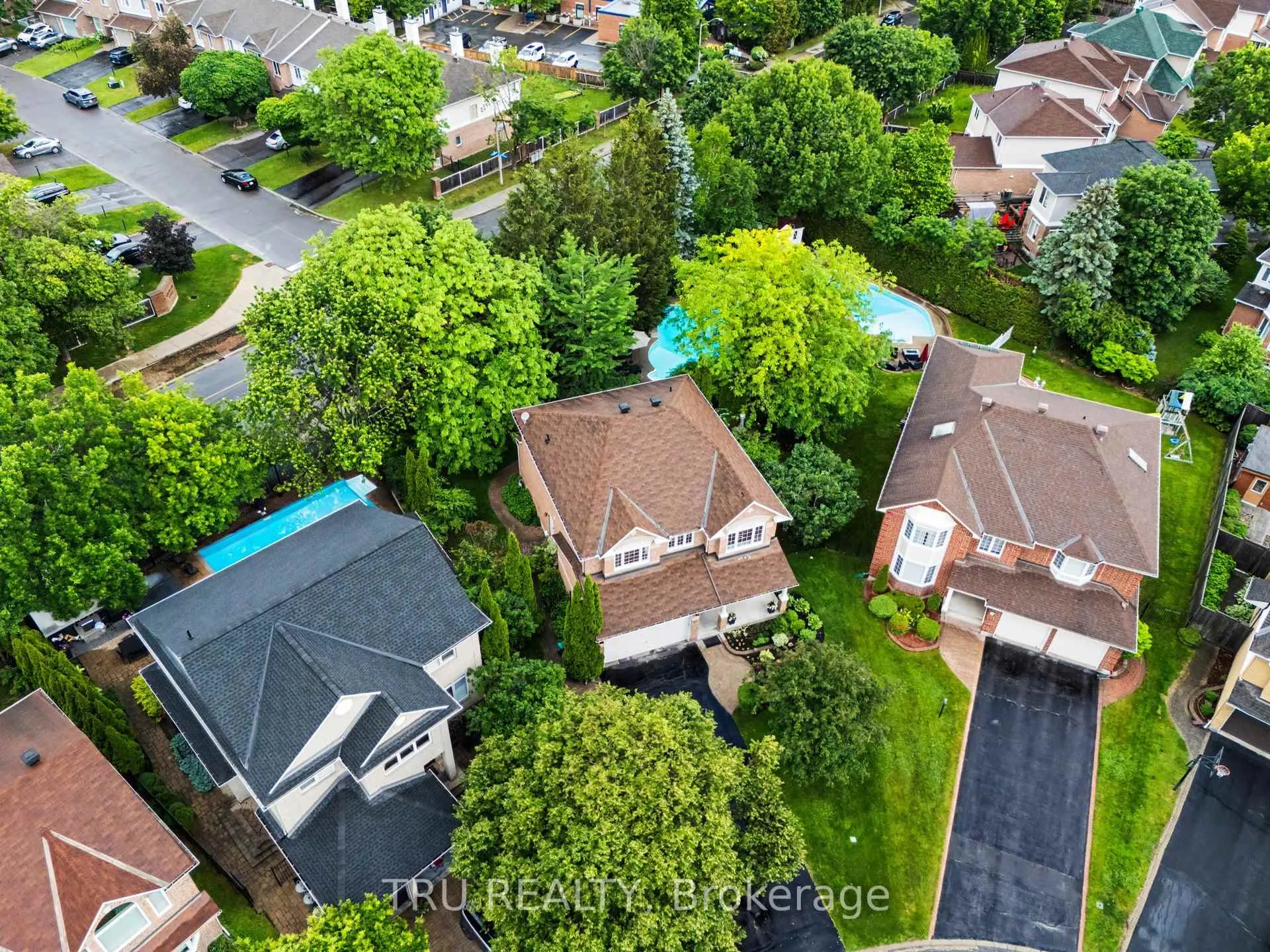 Photo 43 of 40 Cimarron Crescent, Ottawa, Centrepointe — HOMEH