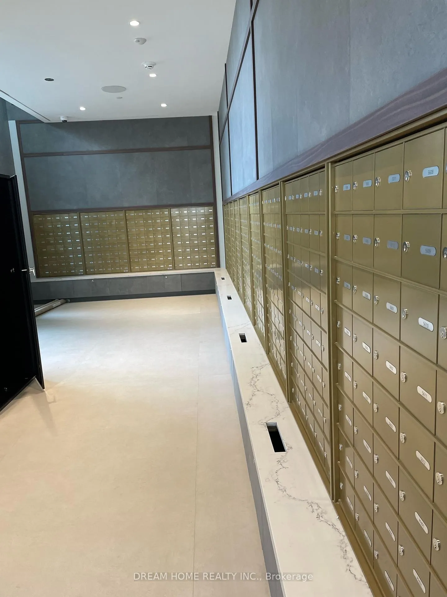 Photo 2 of Unit 2109, 7890 Jane Street, Vaughan, Vaughan Corporate Centre — HOMEH