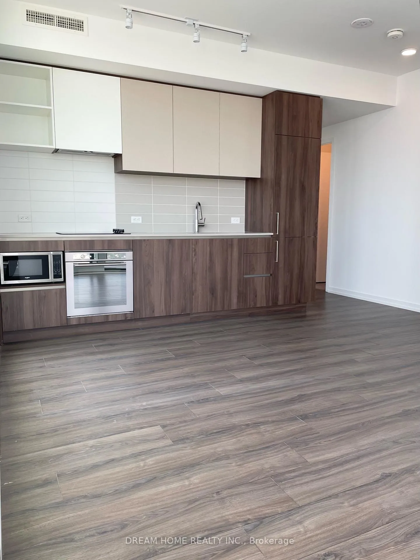 Photo 6 of Unit 2109, 7890 Jane Street, Vaughan, Vaughan Corporate Centre — HOMEH