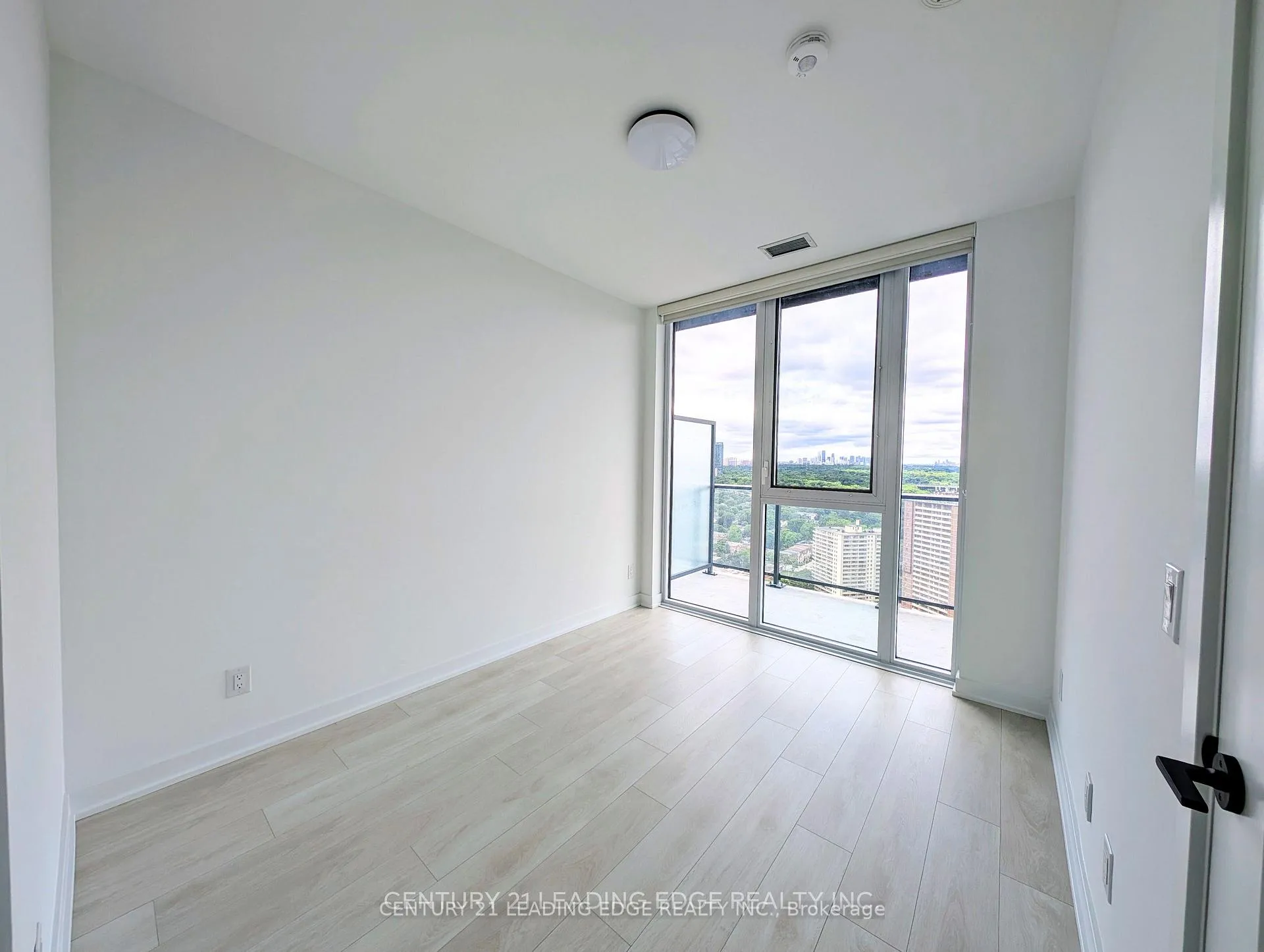 Photo 9 of Unit 3109, 5 Defries Street, Toronto, Regent Park — HOMEH