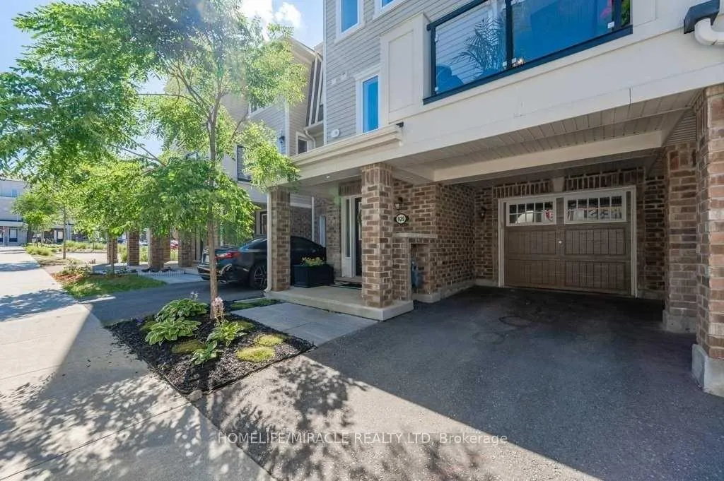 Photo 2 of 929 Apple Hill Lane, Kitchener, Trussler — HOMEH