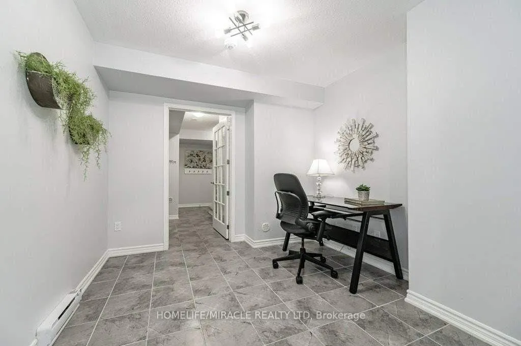 Photo 5 of 929 Apple Hill Lane, Kitchener, Trussler — HOMEH
