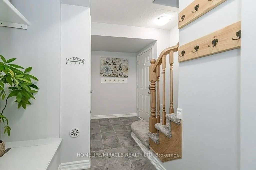 Photo 6 of 929 Apple Hill Lane, Kitchener, Trussler — HOMEH