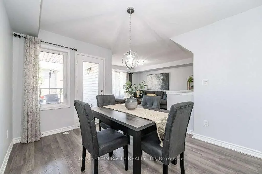 Photo 12 of 929 Apple Hill Lane, Kitchener, Trussler — HOMEH