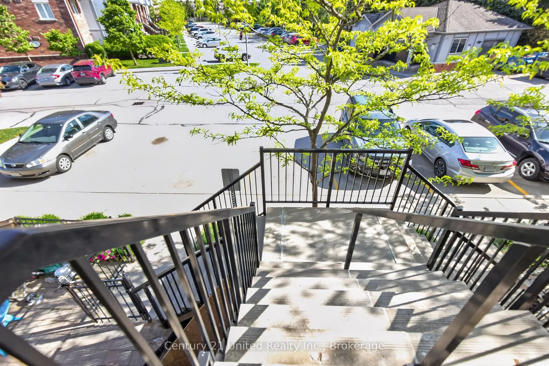 Photo 5 of Unit 30, 2285 Bur Oak Avenue, Markham, Greensborough — HOMEH