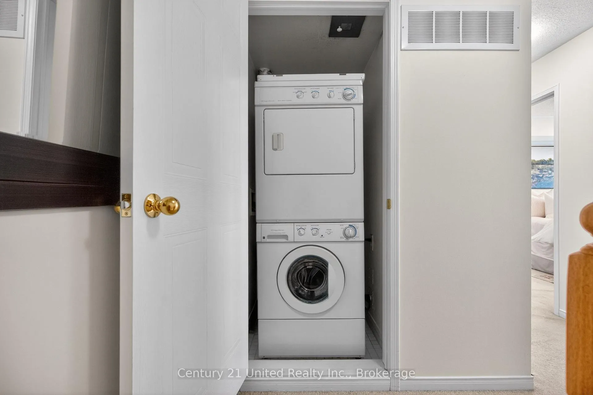 Photo 30 of Unit 30, 2285 Bur Oak Avenue, Markham, Greensborough — HOMEH