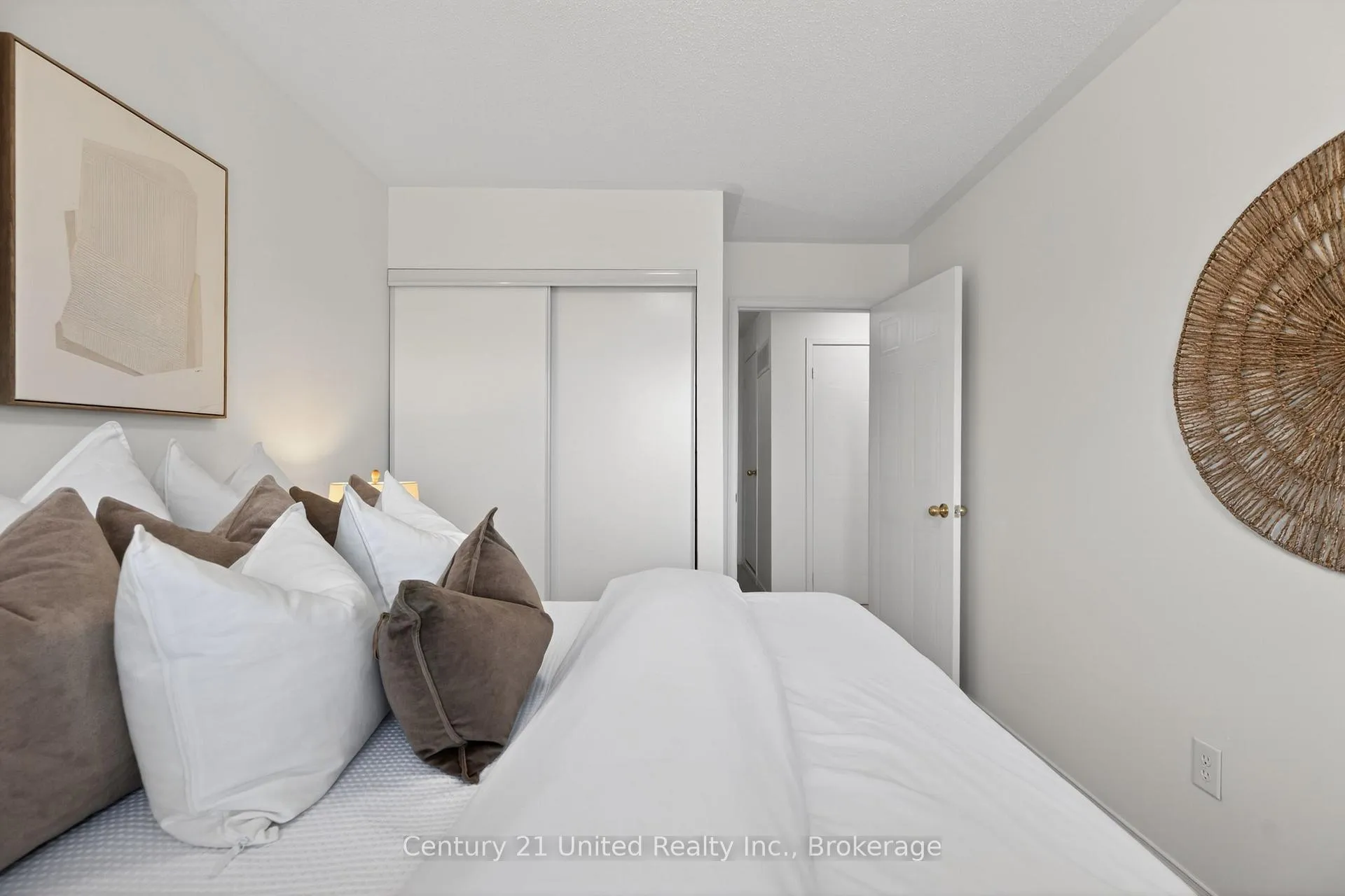 Photo 36 of Unit 30, 2285 Bur Oak Avenue, Markham, Greensborough — HOMEH