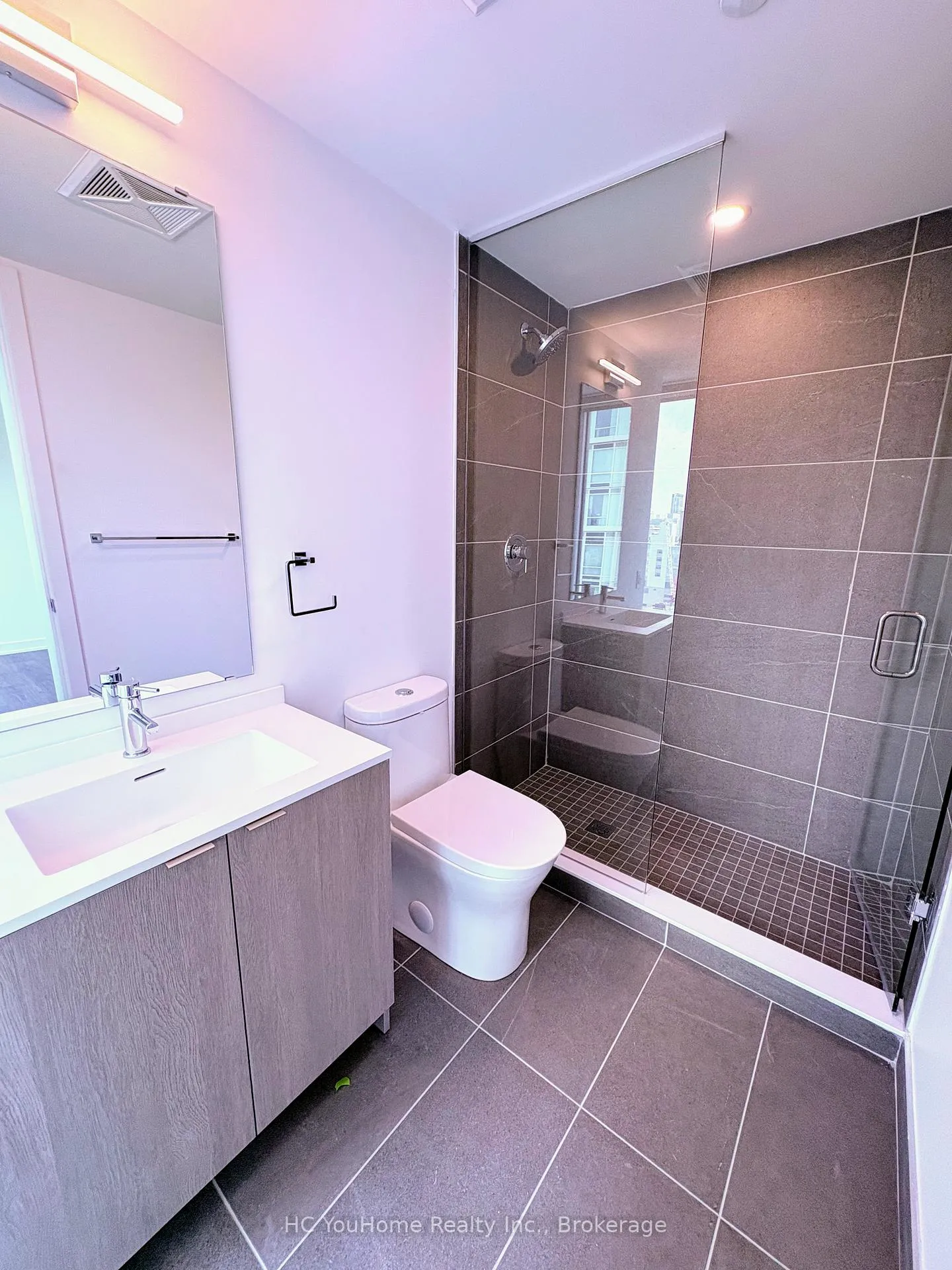 Photo 5 of Unit 3310, 100 Queen Street E, Toronto, Church-Yonge Corridor — HOMEH