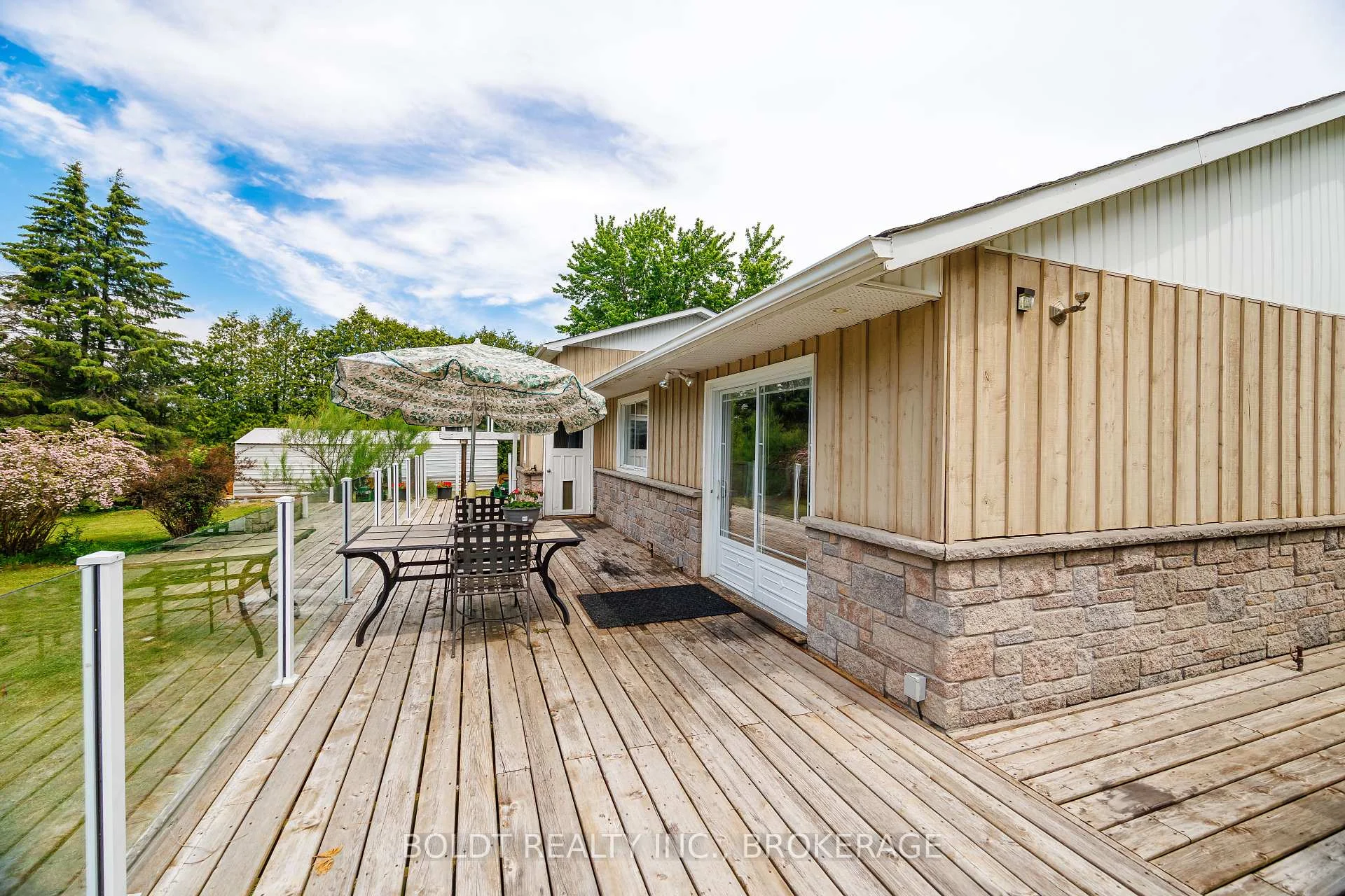 Photo 9 of 5832 5th Side Road, Innisfil, Rural Innisfil — HOMEH