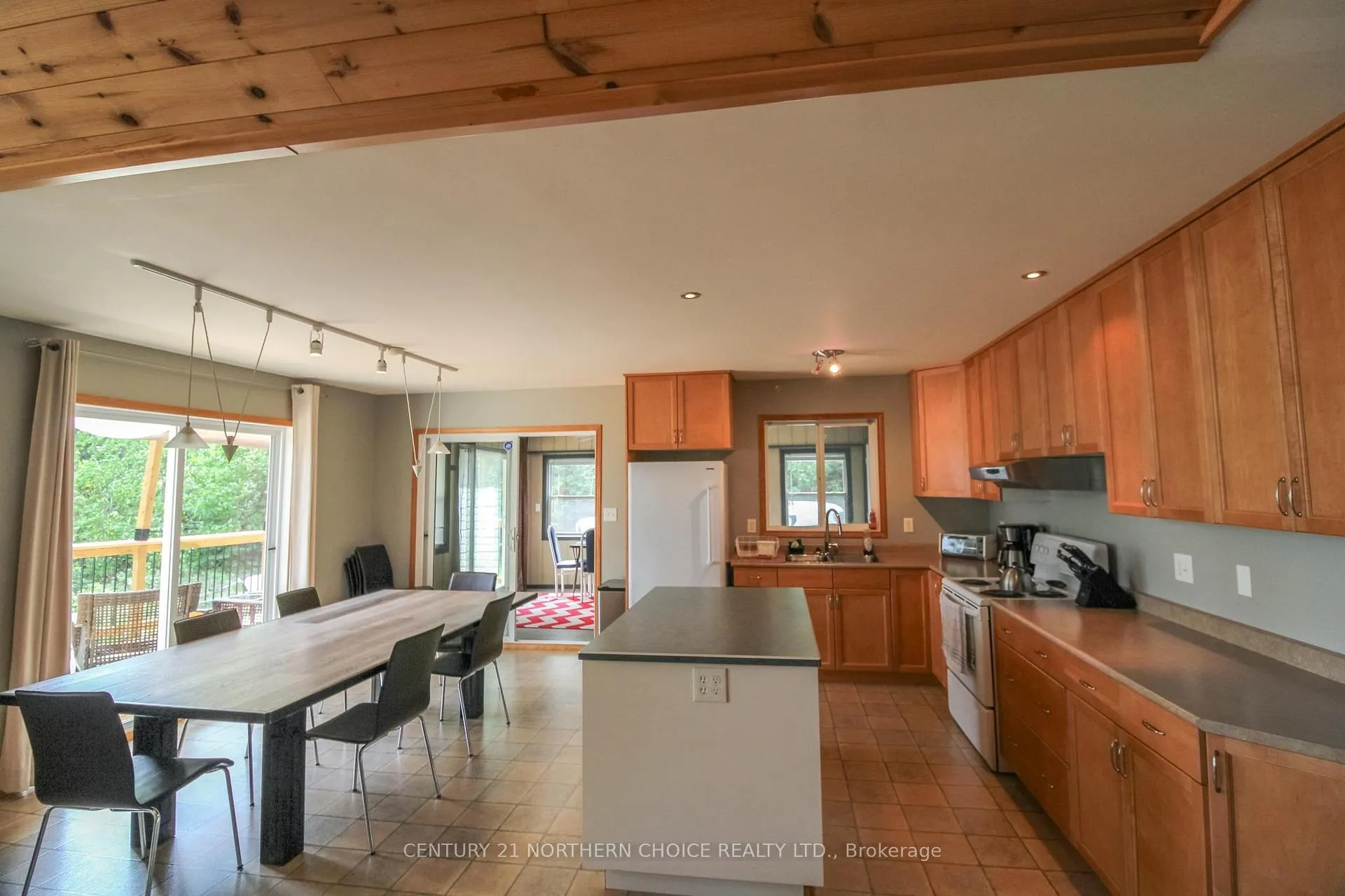 Photo 9 of 36 Poplar Bay Road, First Nations — HOMEH