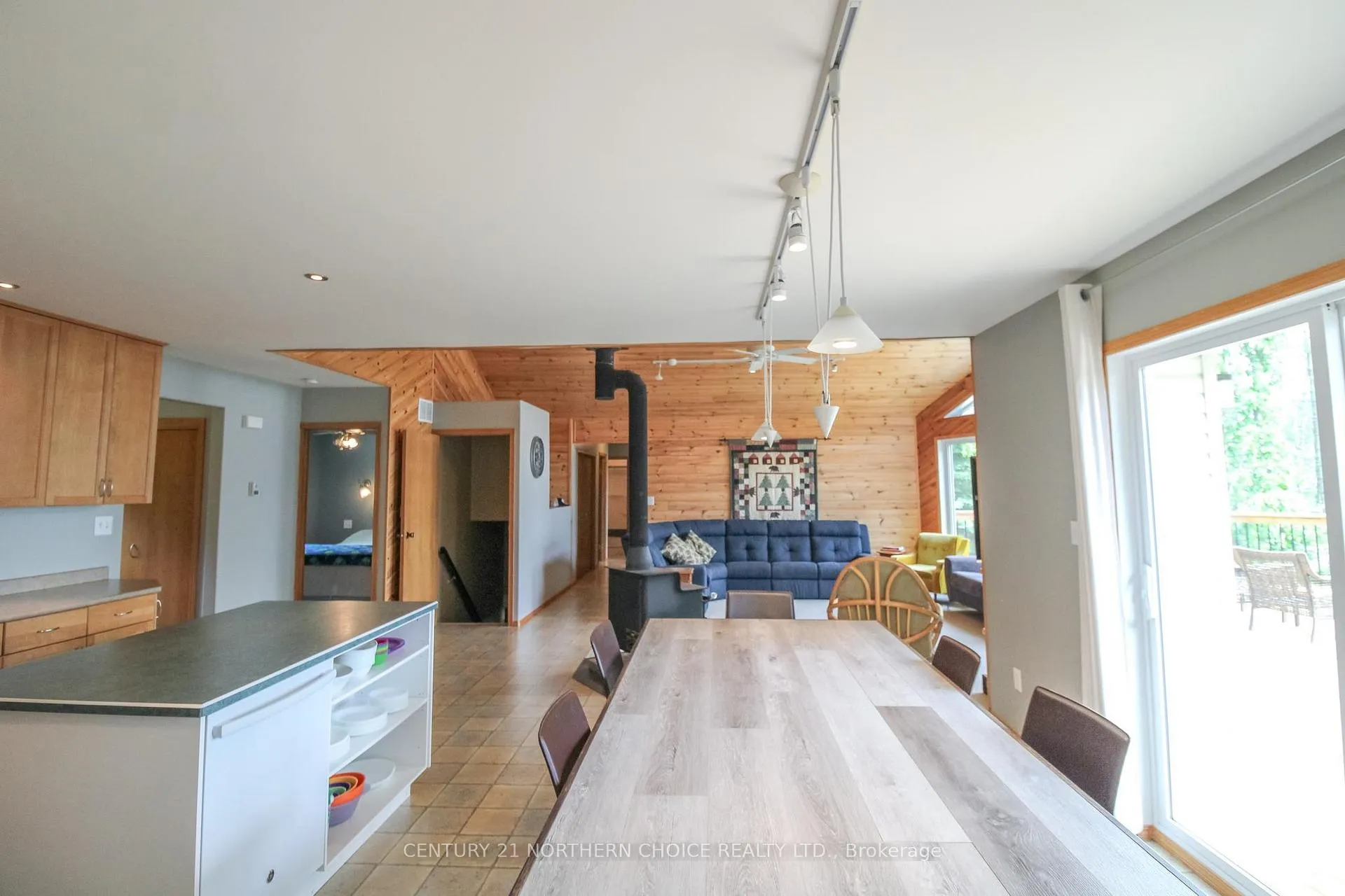 Photo 15 of 36 Poplar Bay Road, First Nations — HOMEH