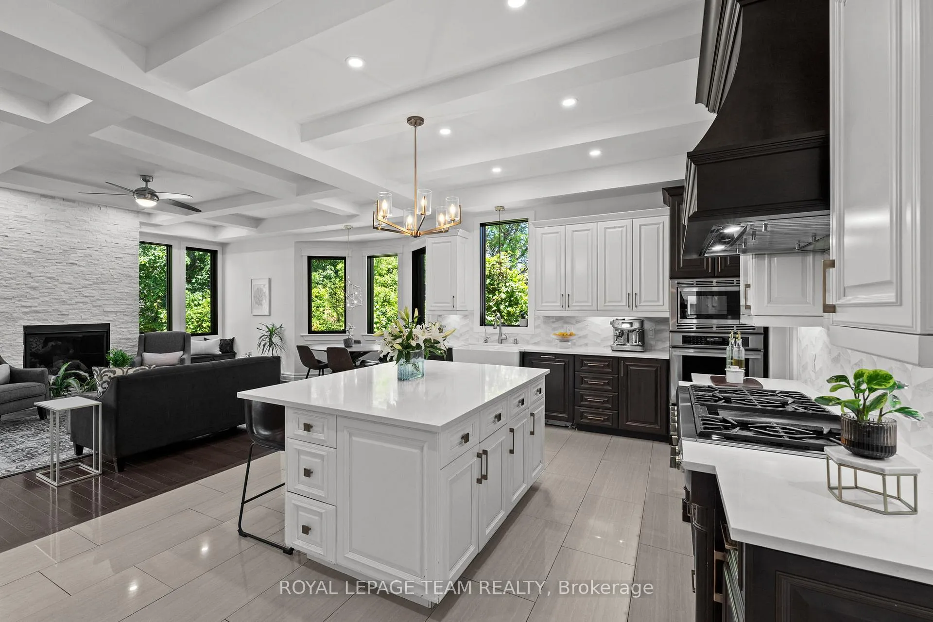 Photo 9 of 17 Argue Drive, Ottawa, Borden Farm/Stewart Farm/Carleton Heights/Parkwood Hills — HOMEH