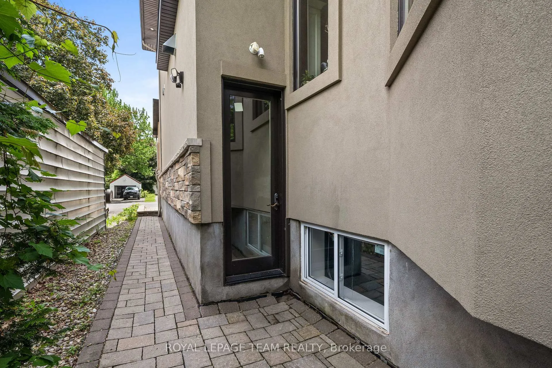 Photo 41 of 17 Argue Drive, Ottawa, Borden Farm/Stewart Farm/Carleton Heights/Parkwood Hills — HOMEH
