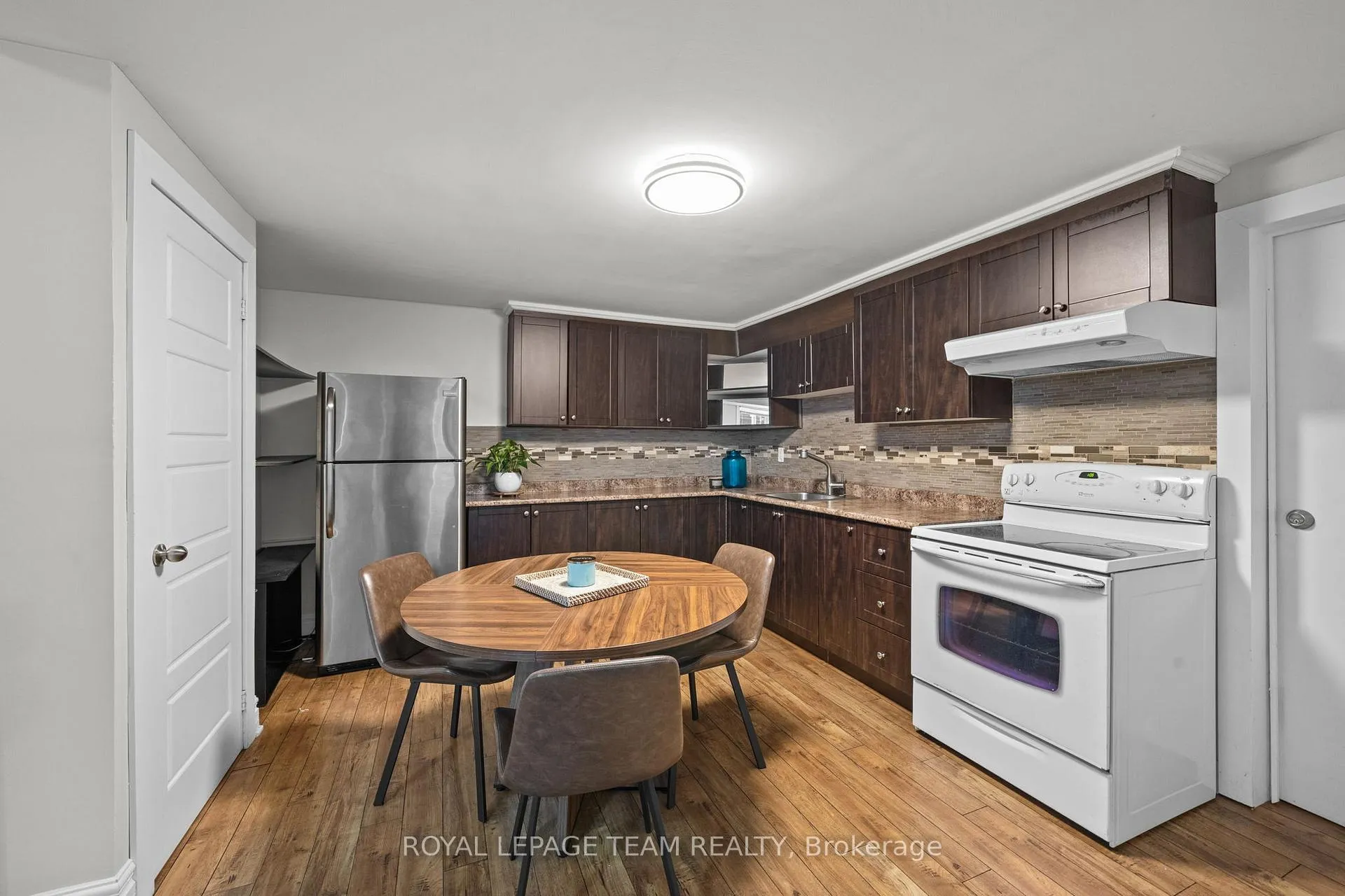 Photo 43 of 17 Argue Drive, Ottawa, Borden Farm/Stewart Farm/Carleton Heights/Parkwood Hills — HOMEH