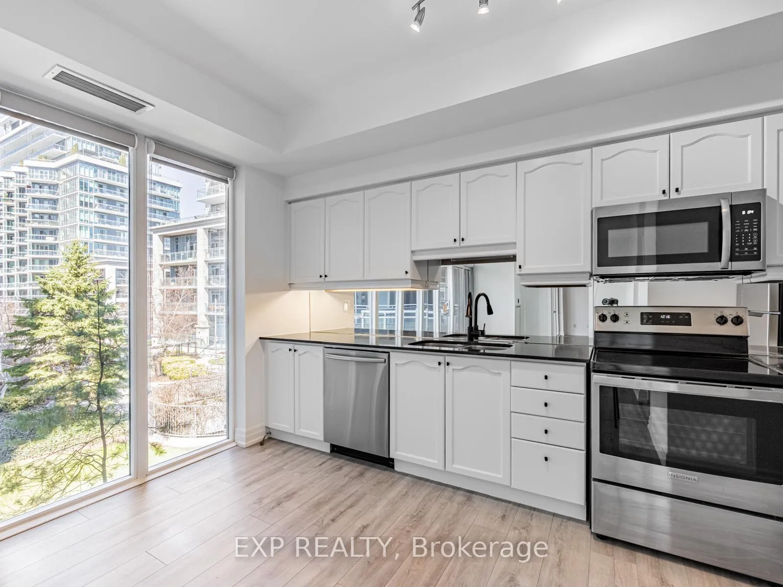 Photo 3 of Unit 228, 58 Marine Parade Drive, Etobicoke, Mimico — HOMEH