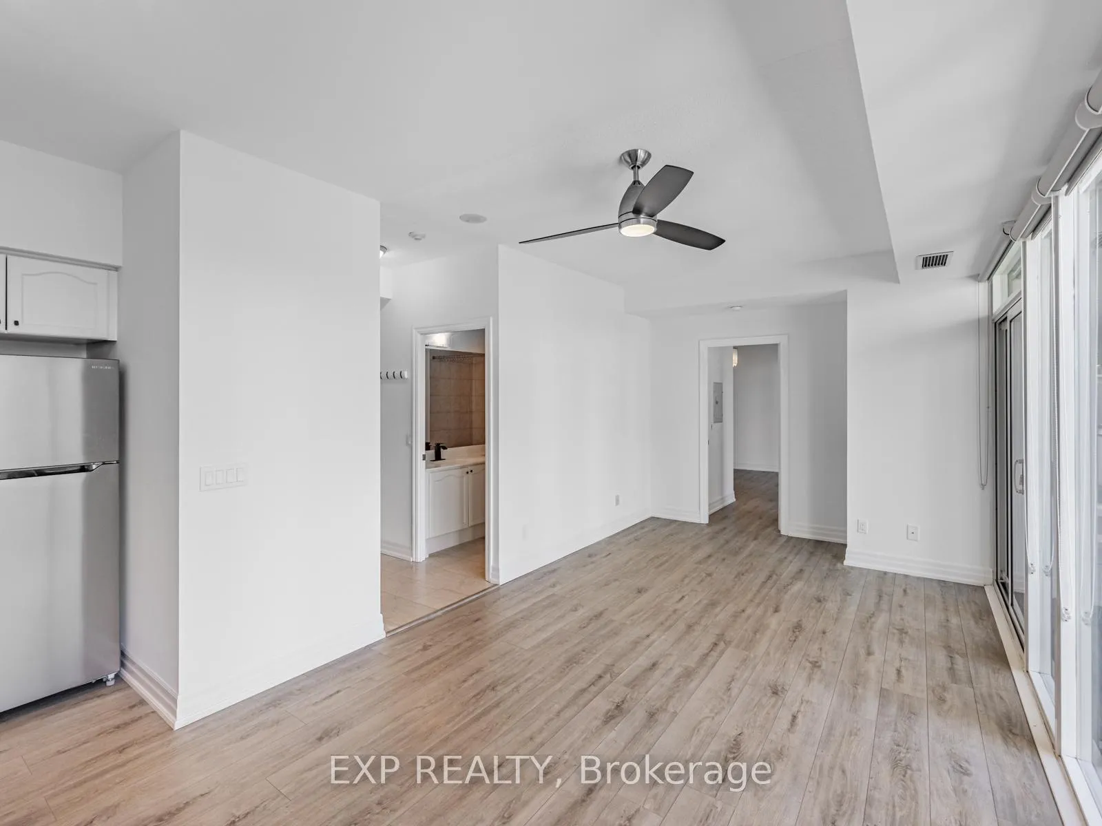 Photo 7 of Unit 228, 58 Marine Parade Drive, Etobicoke, Mimico — HOMEH