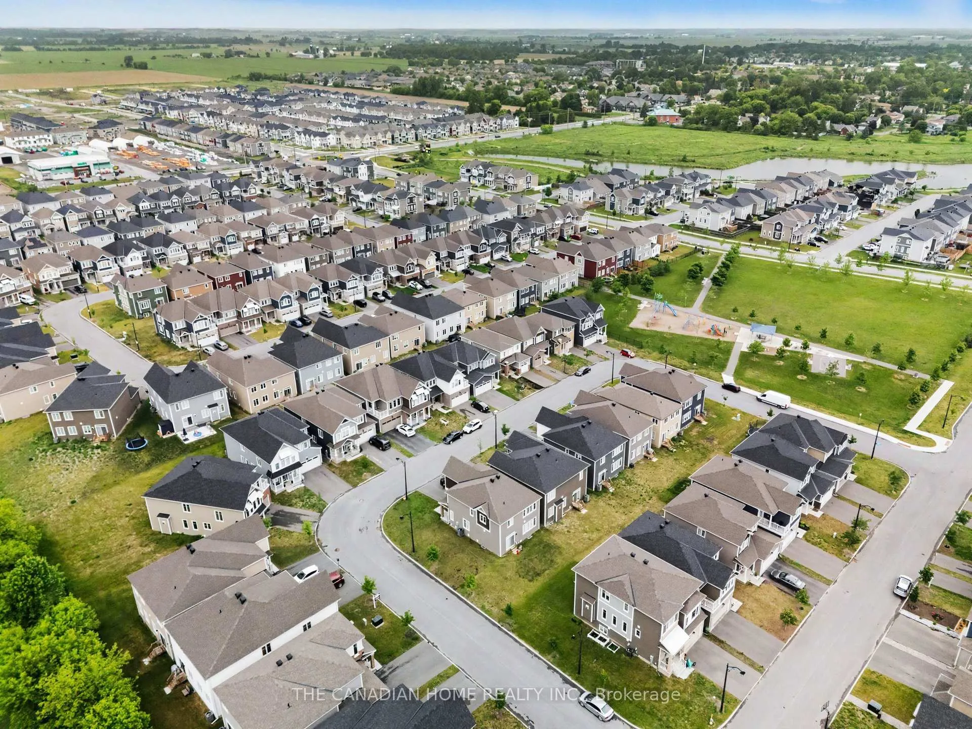 Photo 29 of 657 Terrier Circle, Ottawa, Goulbourn Twp From Franktown Rd/South To Rideau — HOMEH