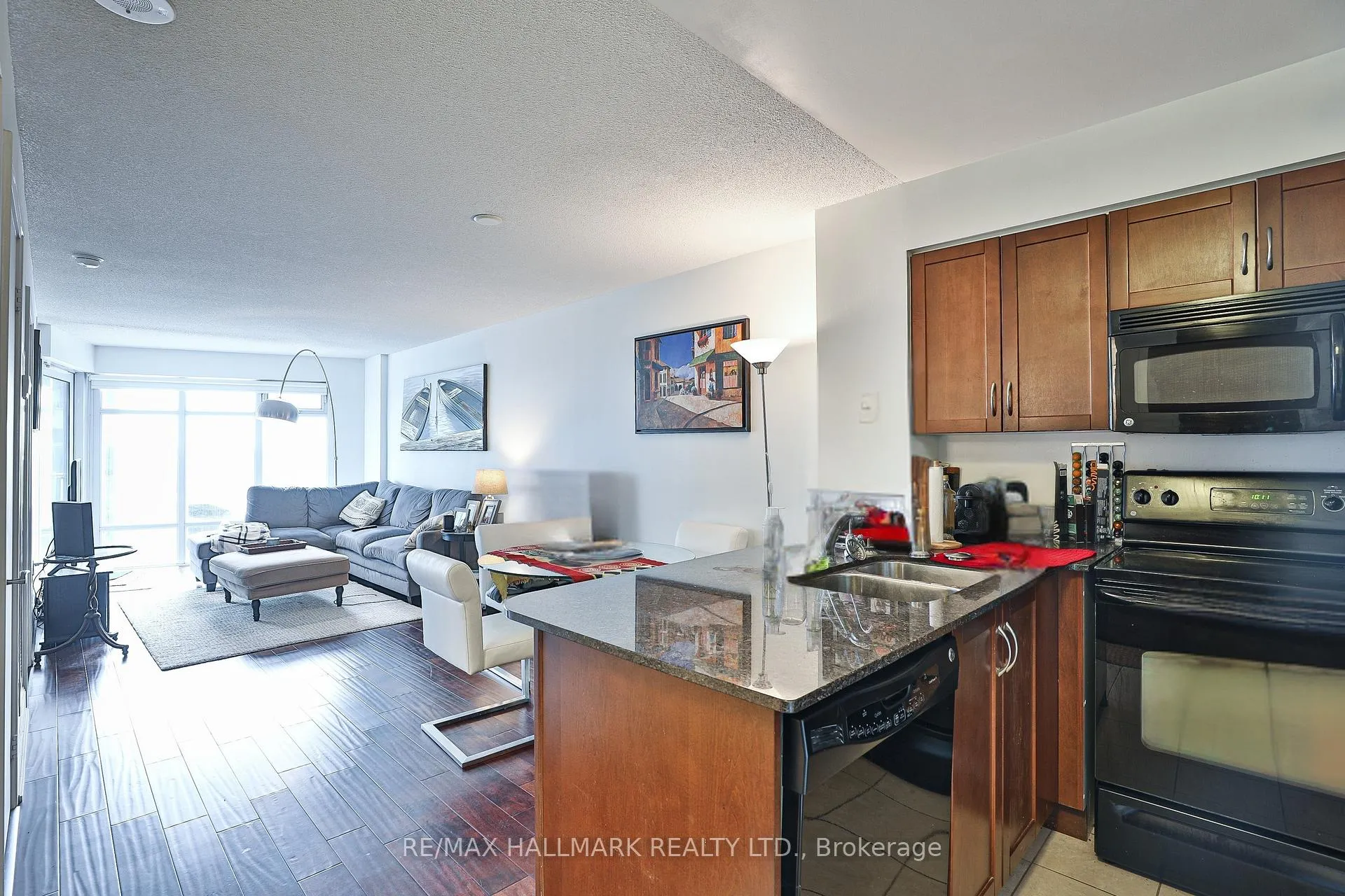 Photo 7 of Unit 1206, 2181 Yonge Street, Toronto, Mount Pleasant West — HOMEH