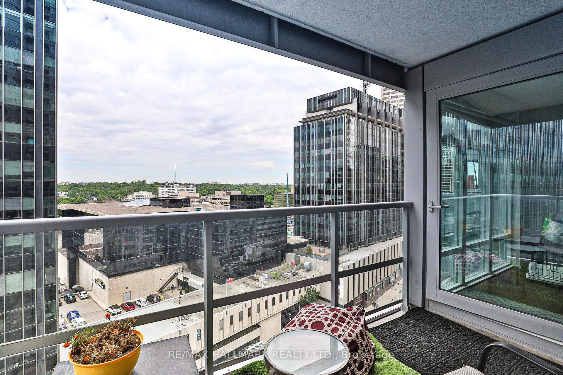 Photo 20 of Unit 1206, 2181 Yonge Street, Toronto, Mount Pleasant West — HOMEH