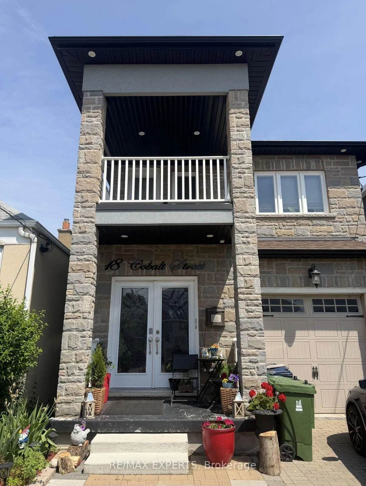 Front of 18 Cobalt Street