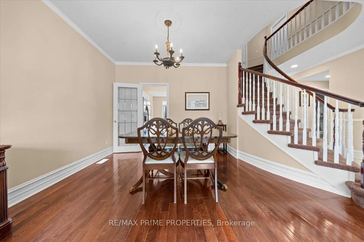 Photo 8 of 2114 Sandy Oaks Drive, Ottawa, Chapel Hill South - Orleans Village — HOMEH