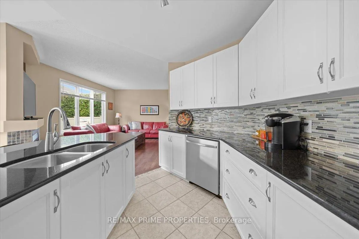 Photo 17 of 2114 Sandy Oaks Drive, Ottawa, Chapel Hill South - Orleans Village — HOMEH