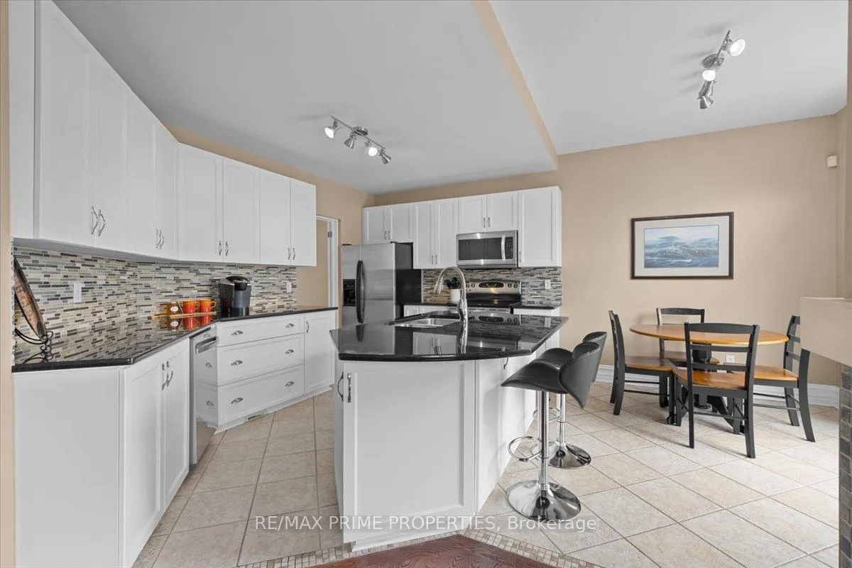 Photo 18 of 2114 Sandy Oaks Drive, Ottawa, Chapel Hill South - Orleans Village — HOMEH