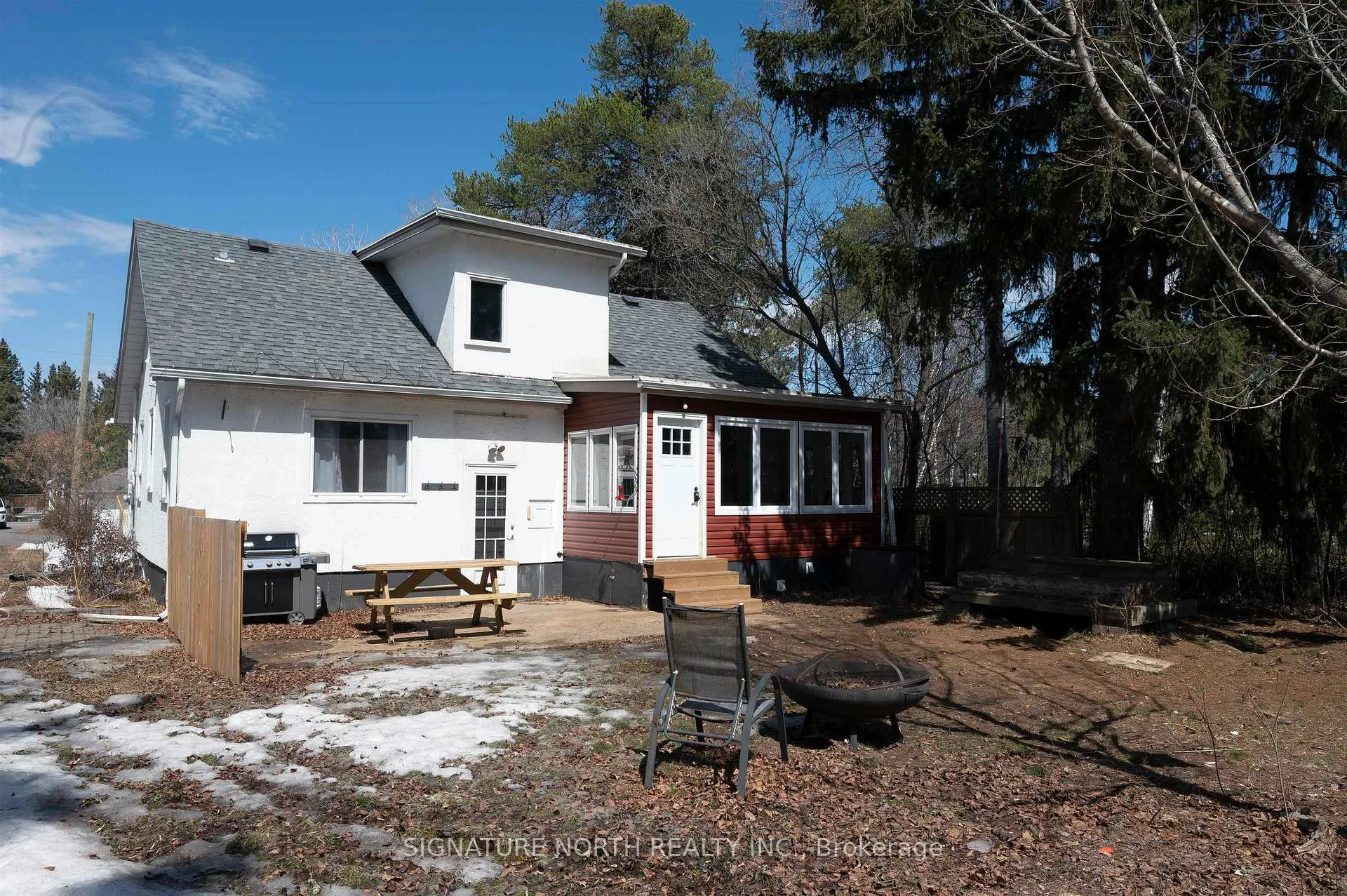 Photo 36 of 1744 Broadway Avenue, Thunder Bay, Rosslyn Road — HOMEH